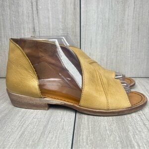 Free People Mont Blanc Tan Brown Leather Open Toe  Sandals Womens Size 7 EUR 37